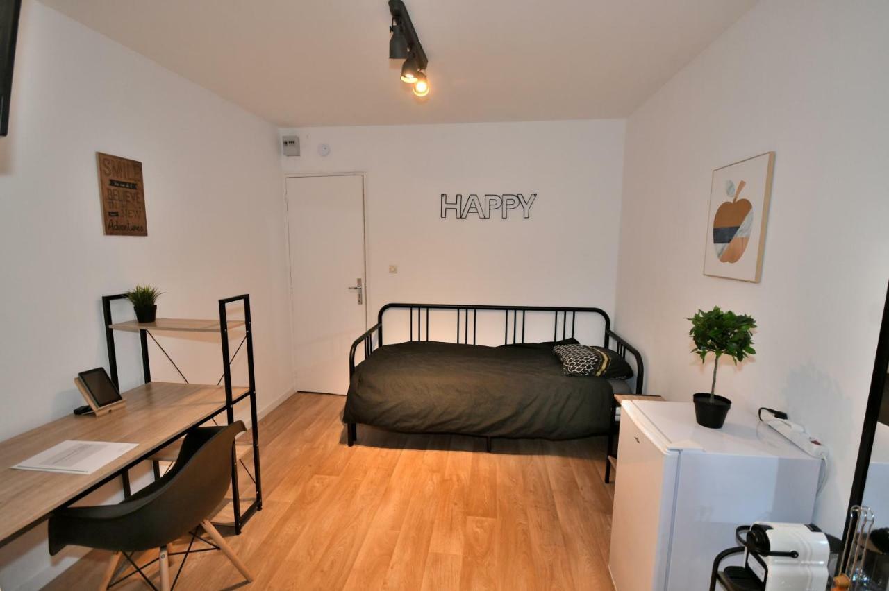 Capstay - Trith Netflix Exterior photo